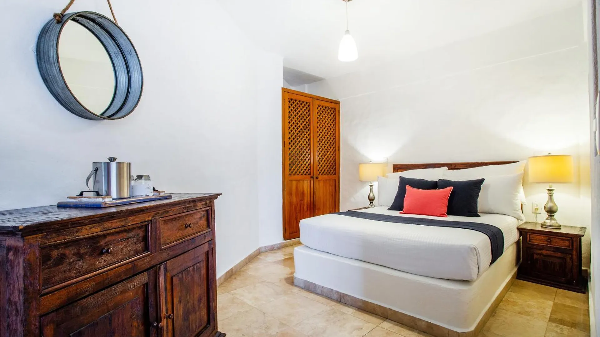 Hotel Suites Mar Elena (Adults Only) بويرتو فالارتا المكسيك